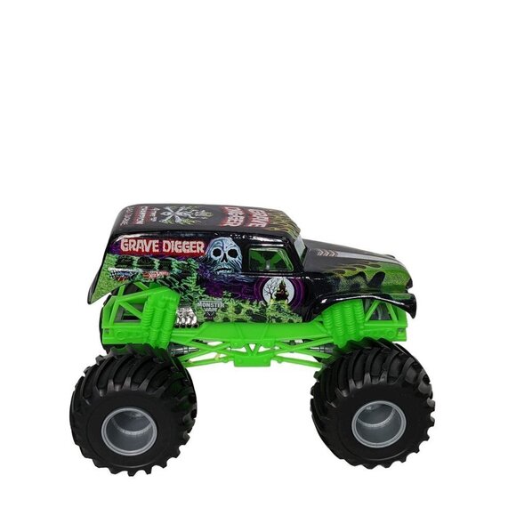 Hot Wheels Monster Jam 1:24 Scale Grave Digger Diecast Monster Truck - Picture 3 of 9